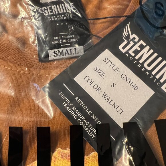 Genuine Authentic Garments Extinction Tee NWT Small - Picture 4 of 4